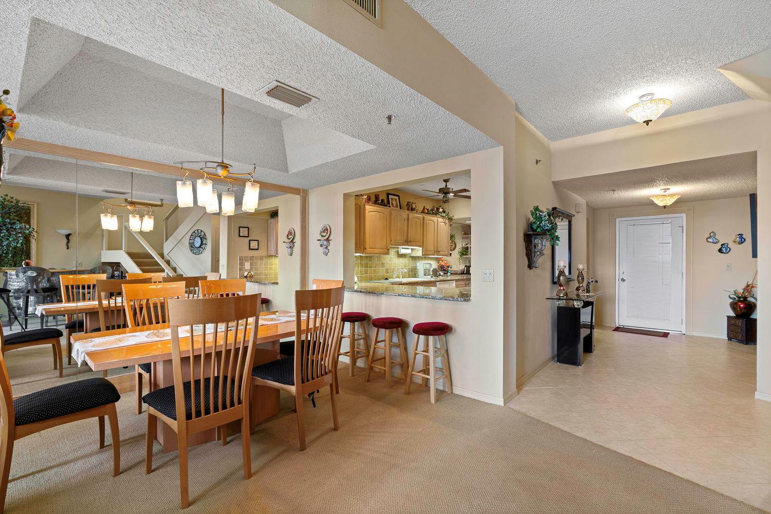 1035 S Federal Highway 409