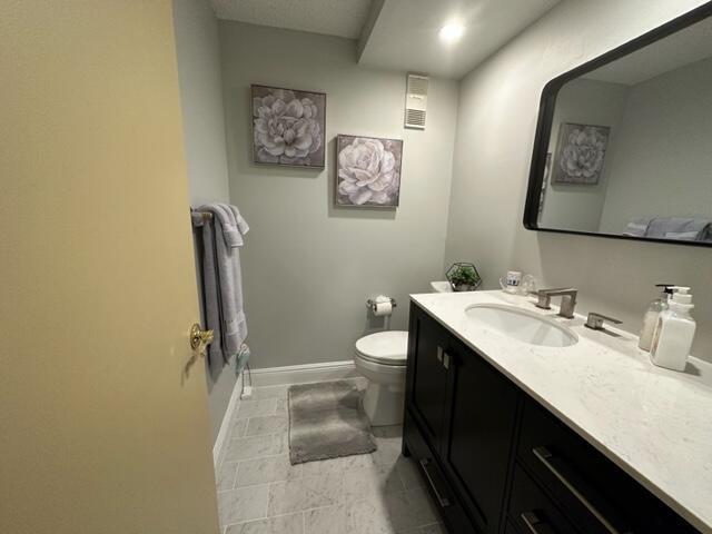 1035 S Federal Highway 409