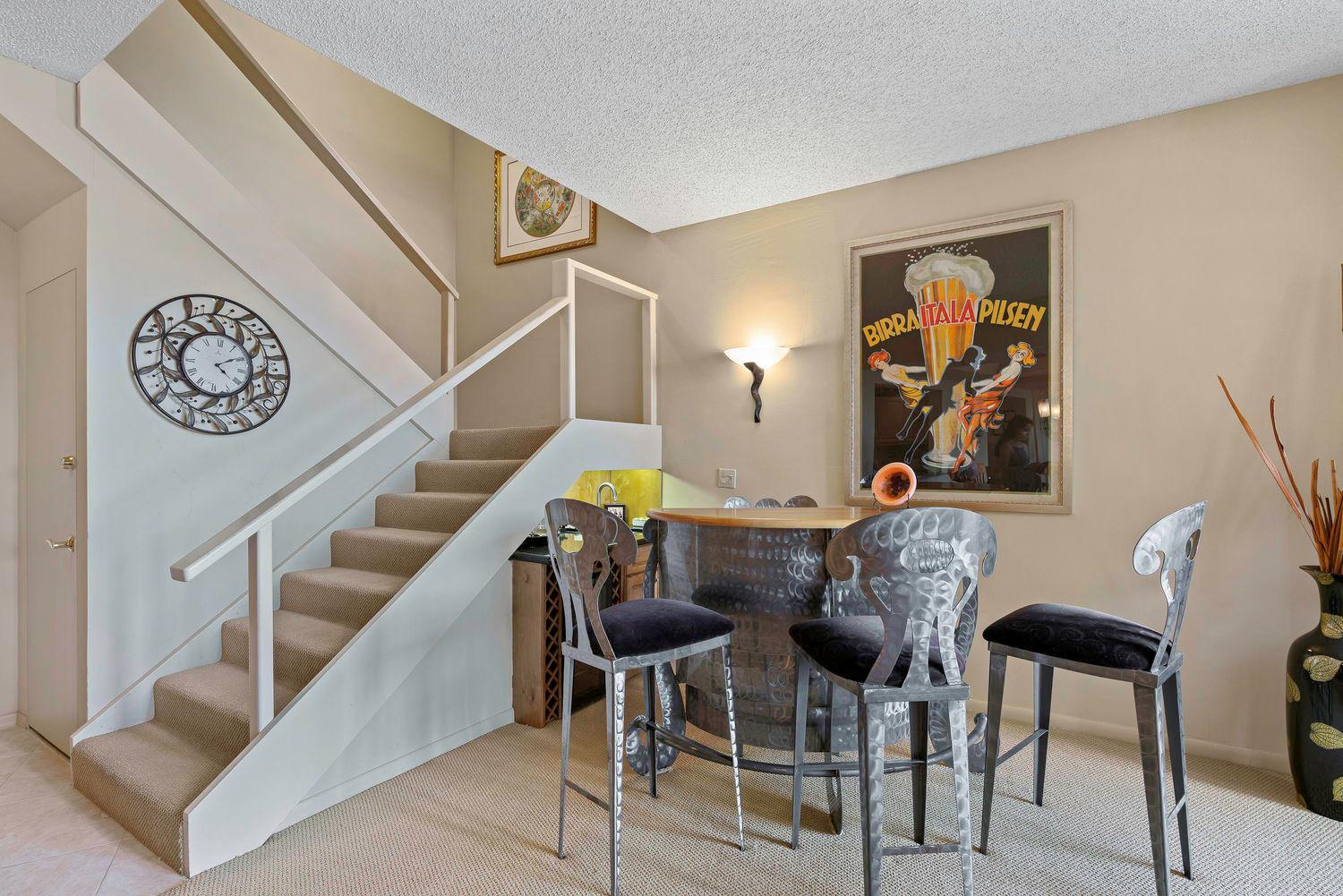 1035 S Federal Highway 409