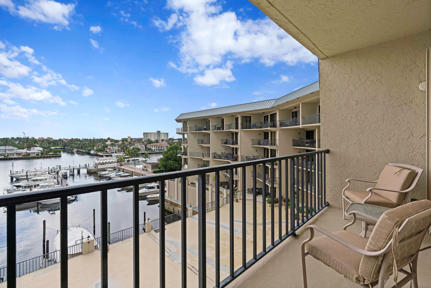 1035 S Federal Highway 409