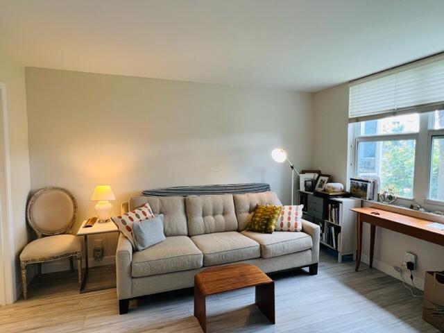 1 Harbourside Drive 4-204