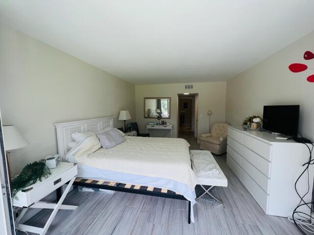 1 Harbourside Drive 4-204