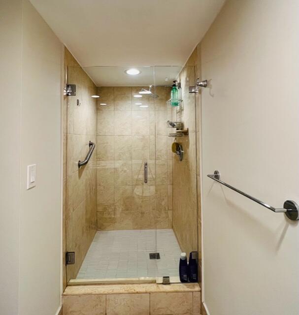 1 Harbourside Drive 4-204