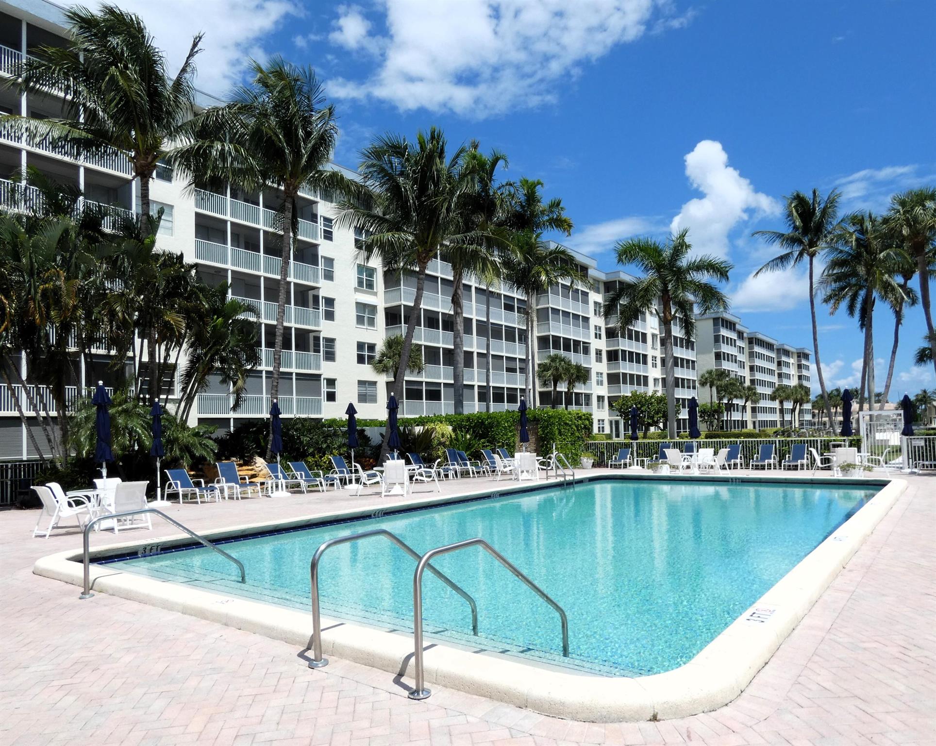 1 Harbourside Drive 4-204