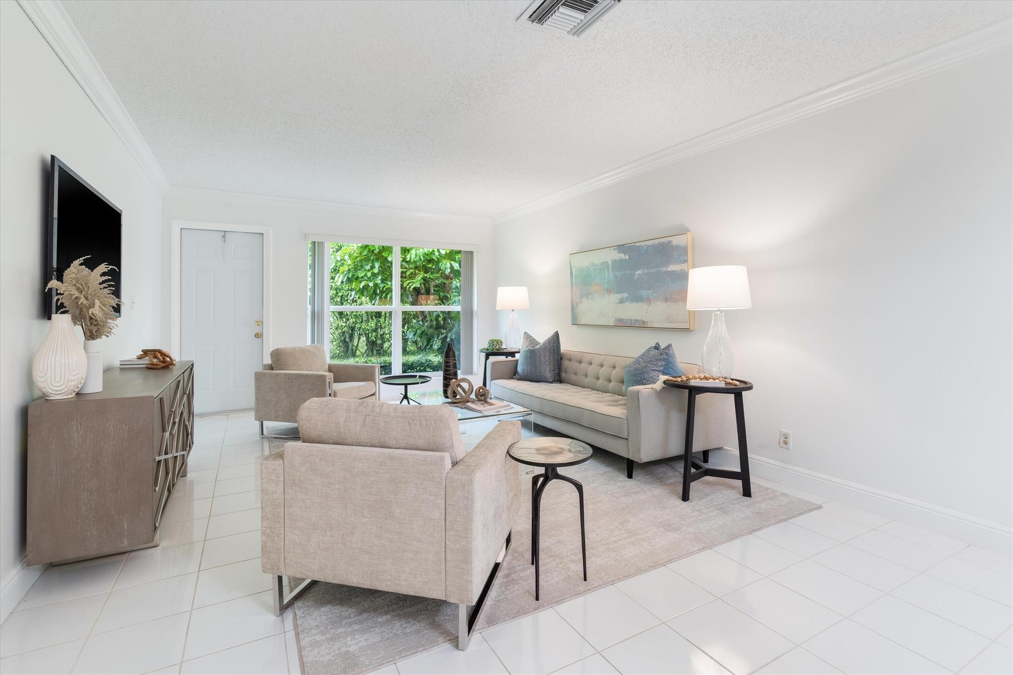 13233 Lucinda Palm Court A