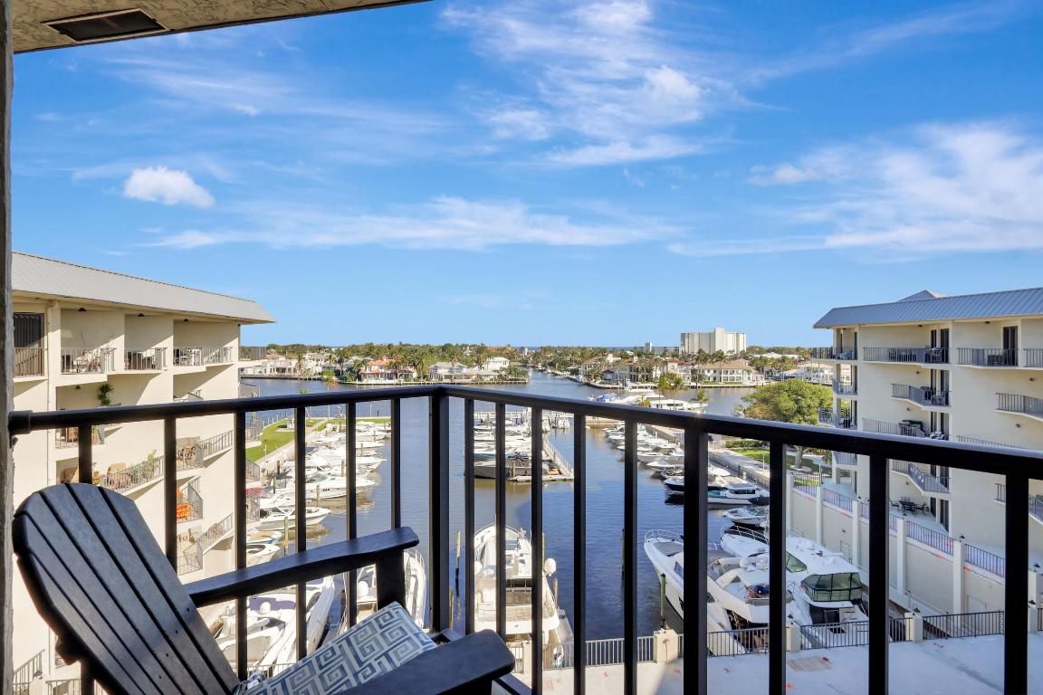 1035 S Federal Highway Ph 6