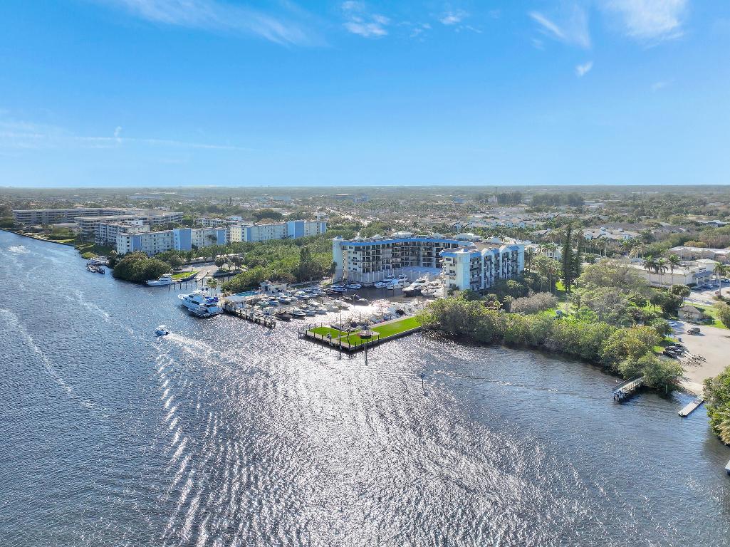 1035 S Federal Highway Ph 6