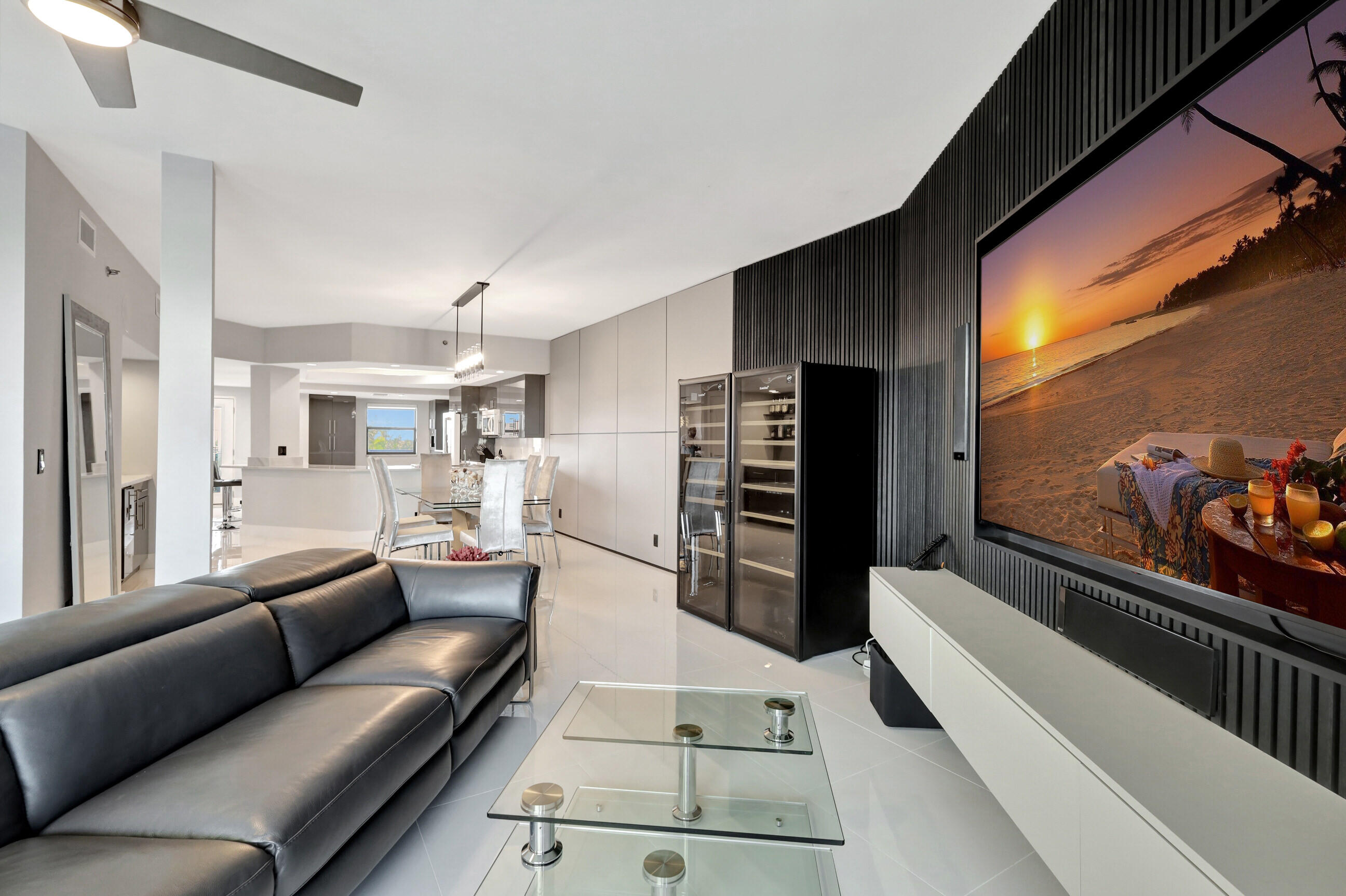 1035 S Federal Highway Ph 6