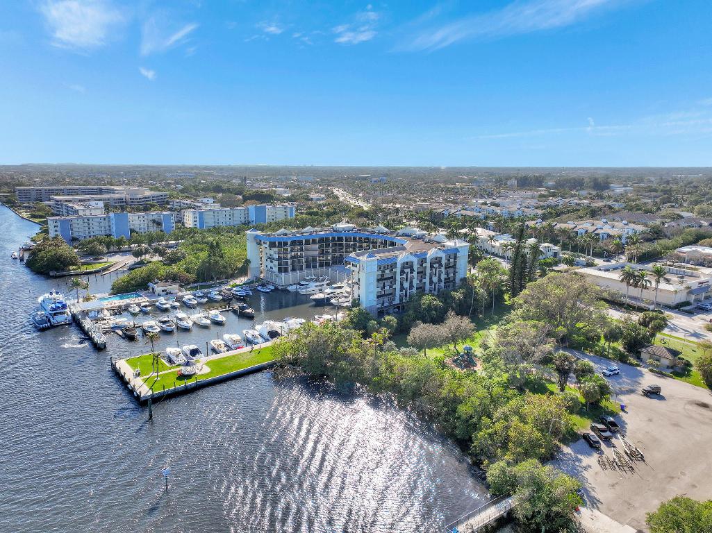 1035 S Federal Highway Ph 6