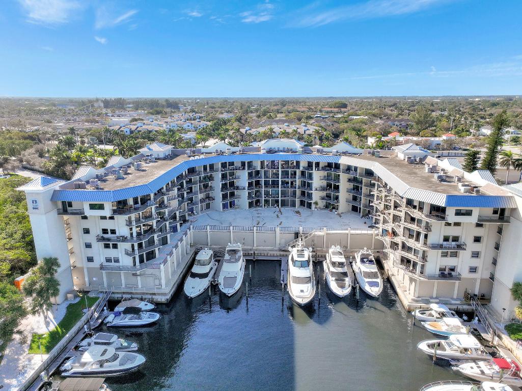 1035 S Federal Highway Ph 6