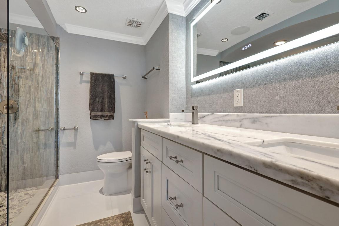 1035 S Federal Highway Ph 6