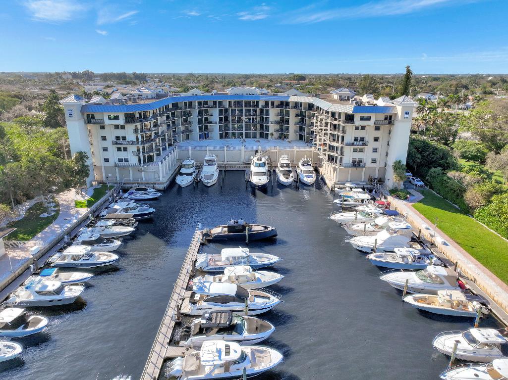 1035 S Federal Highway Ph 6