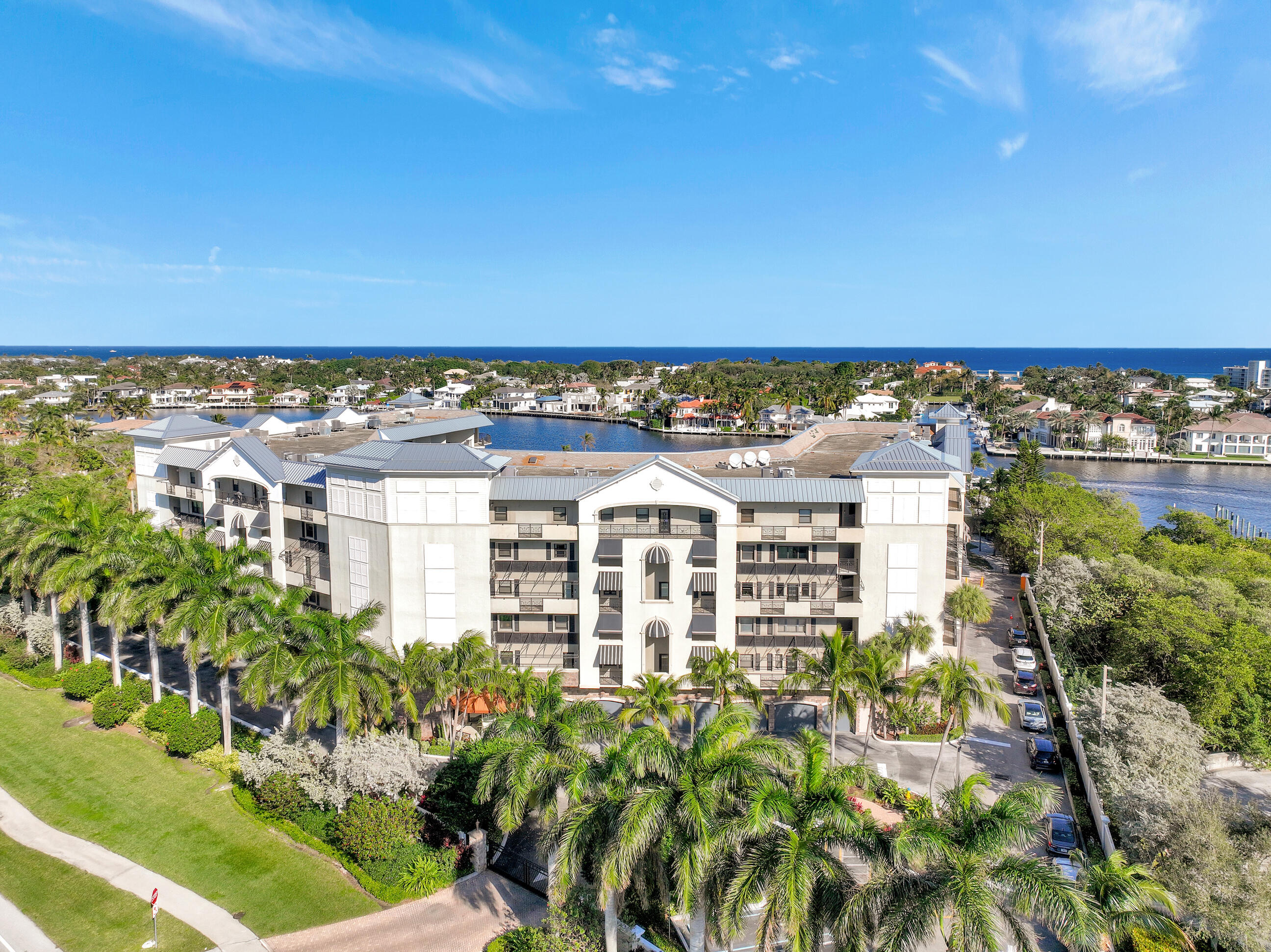 1035 S Federal Highway Ph 6