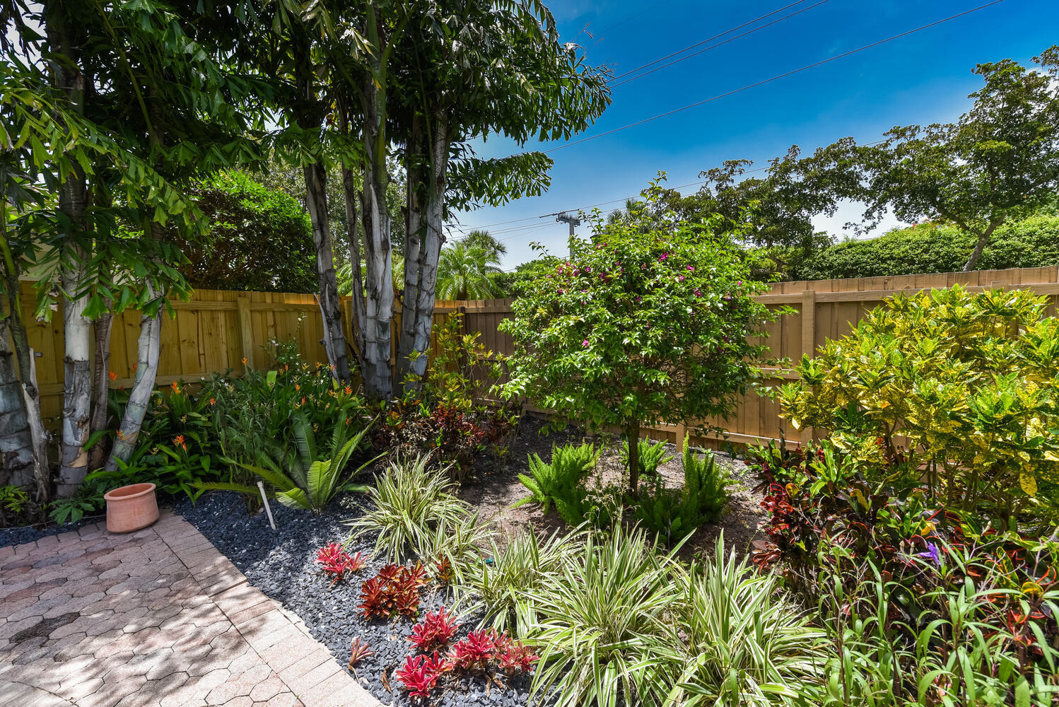 6685 NW 24th Terrace