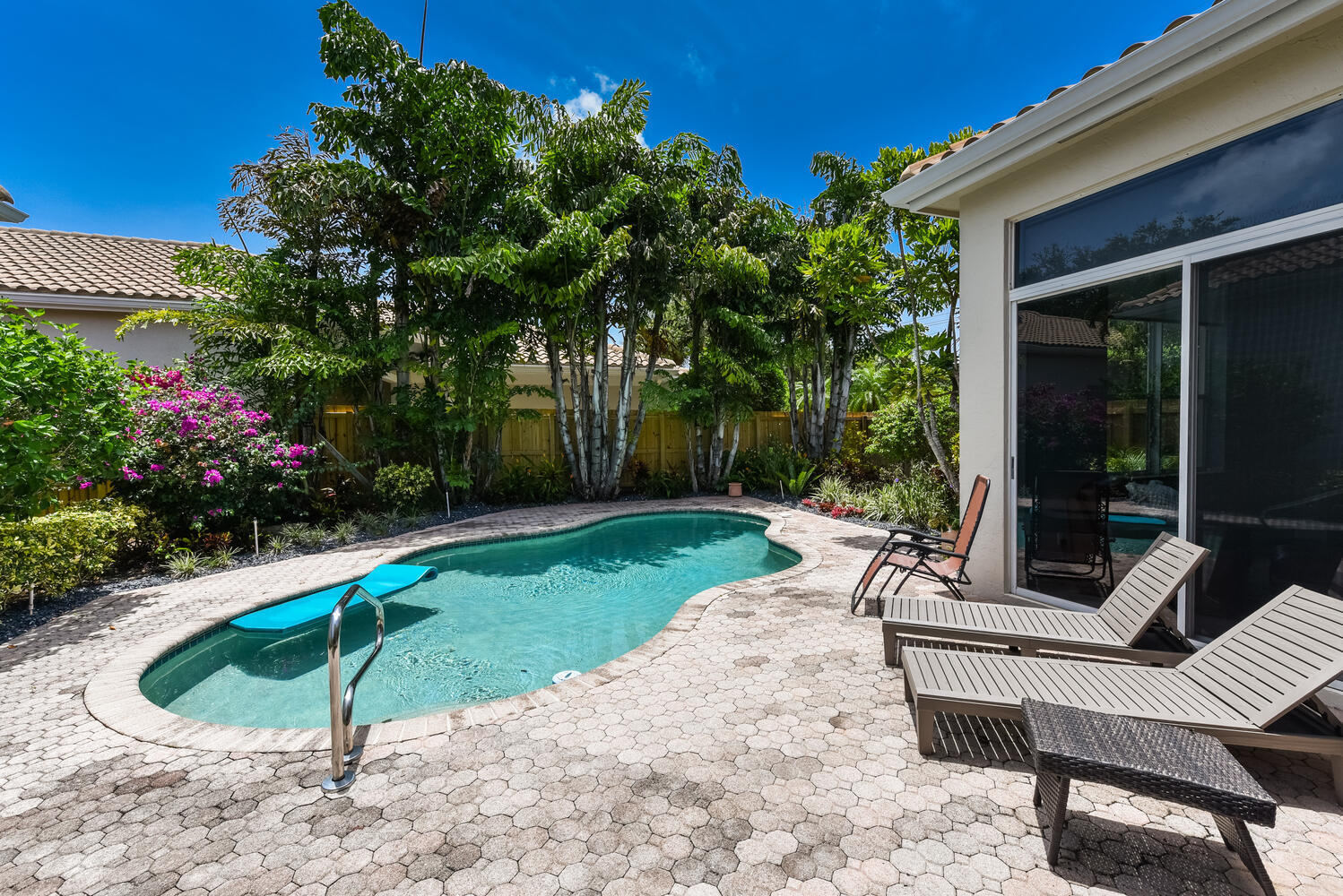 6685 NW 24th Terrace