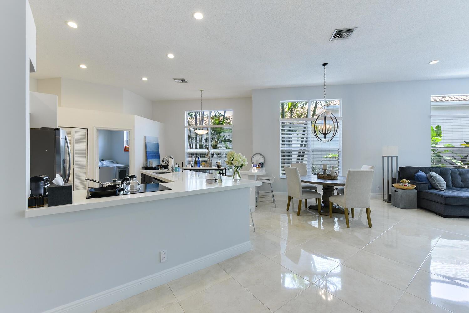 6685 NW 24th Terrace