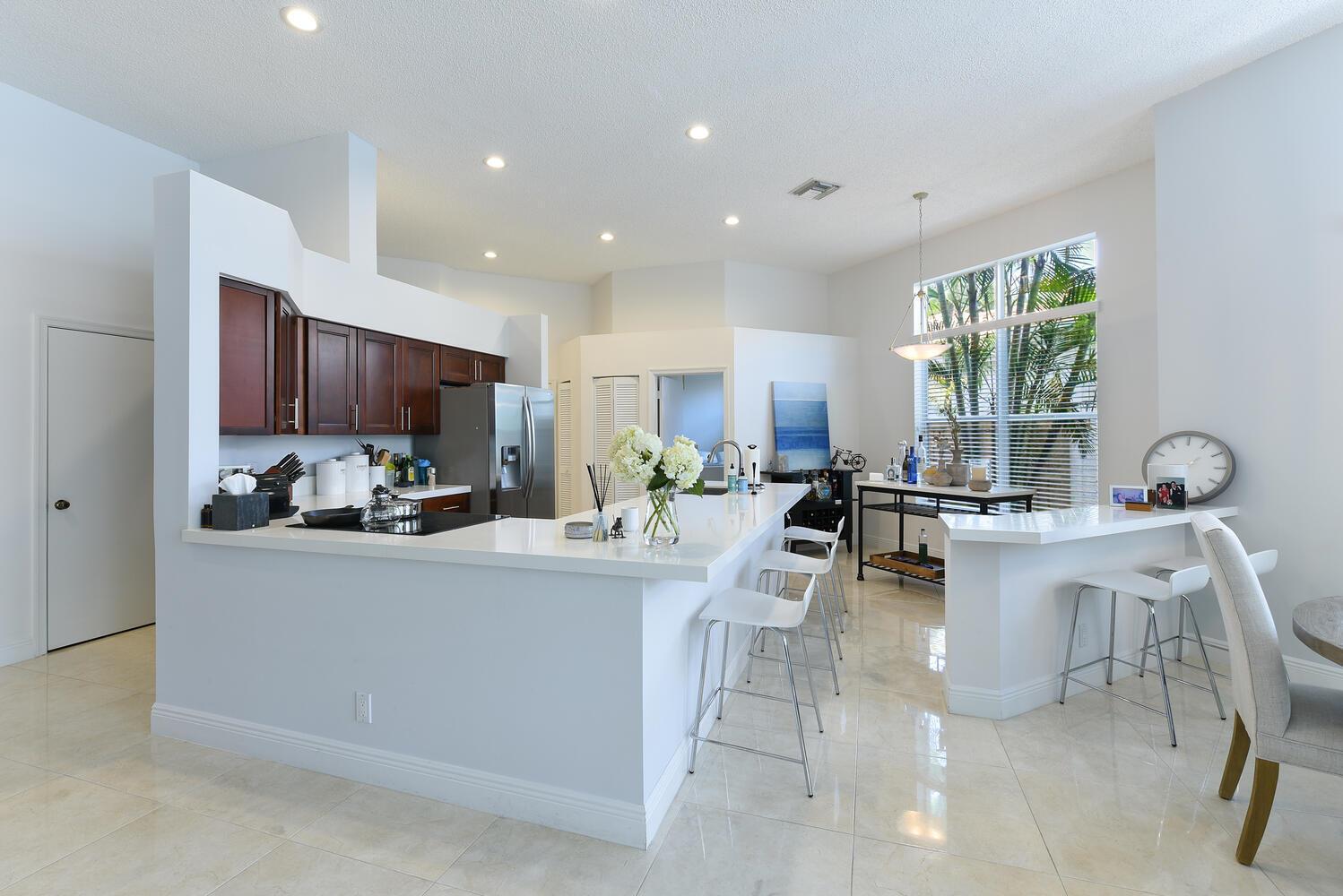 6685 NW 24th Terrace