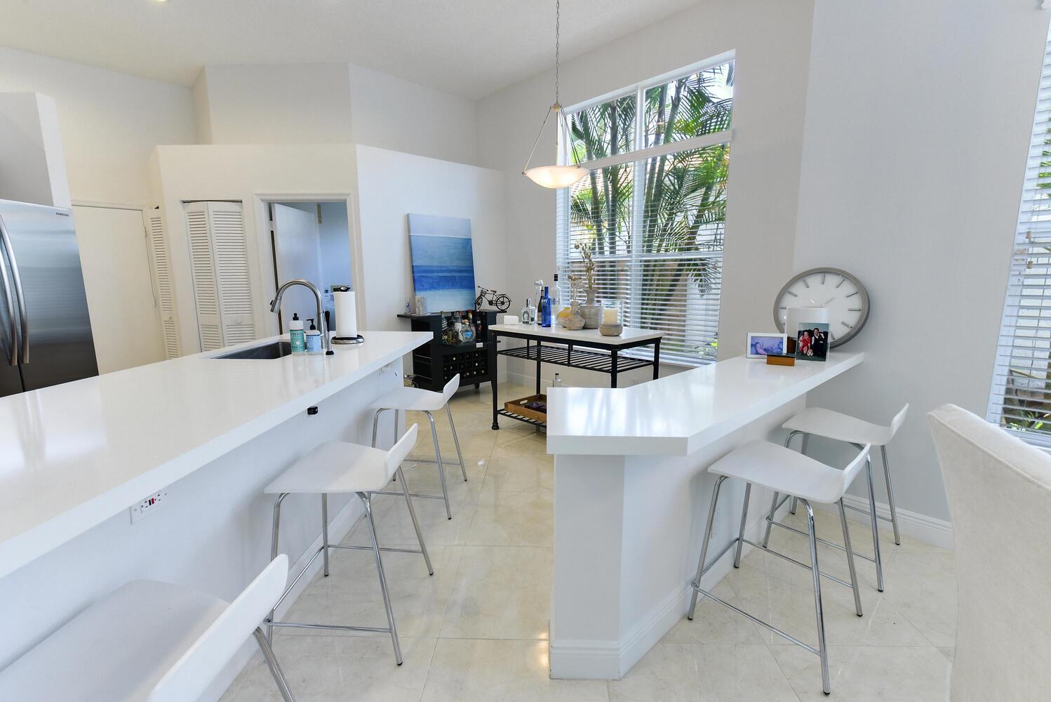 6685 NW 24th Terrace