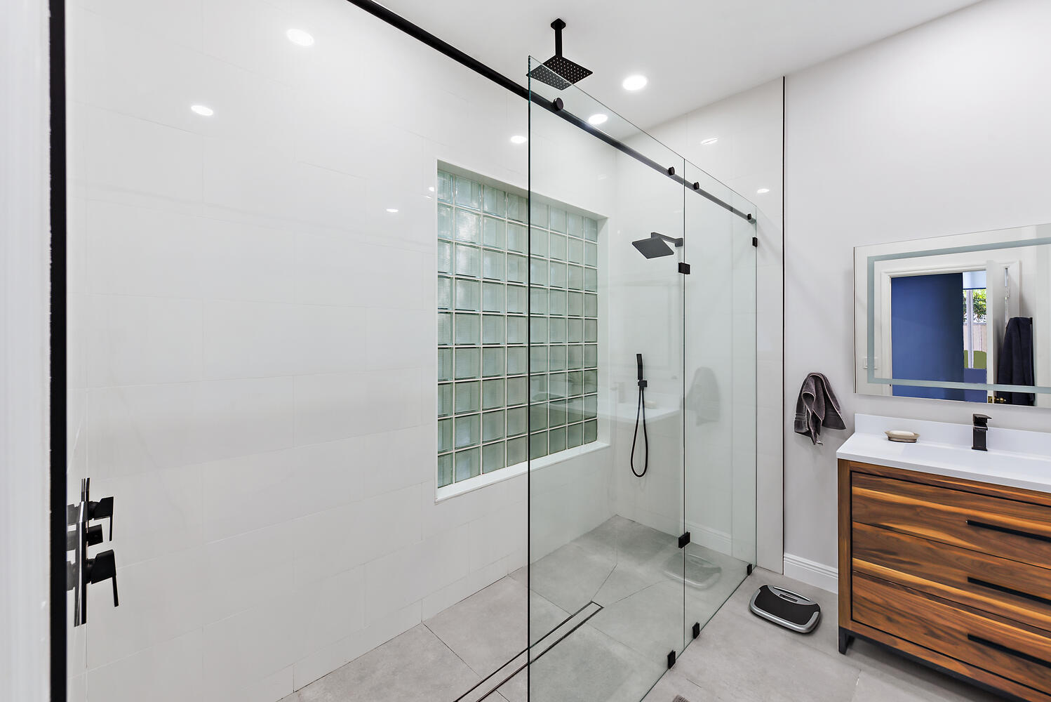 6685 NW 24th Terrace