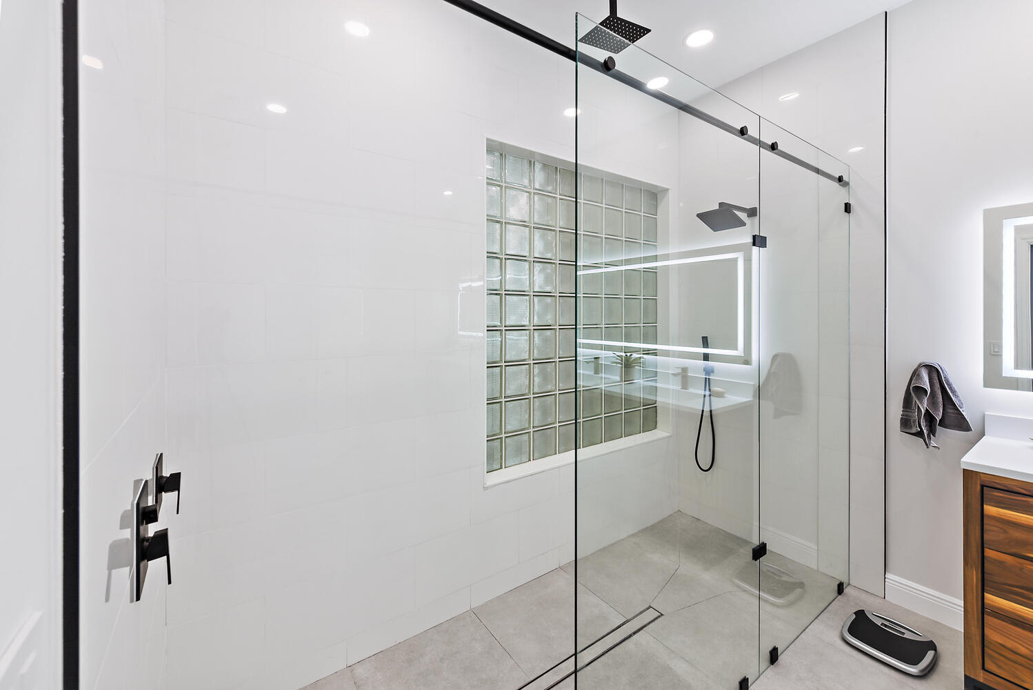 6685 NW 24th Terrace