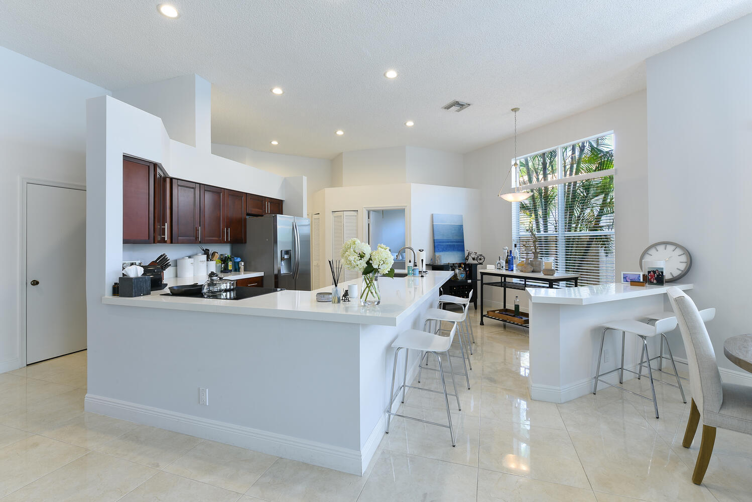 6685 NW 24th Terrace