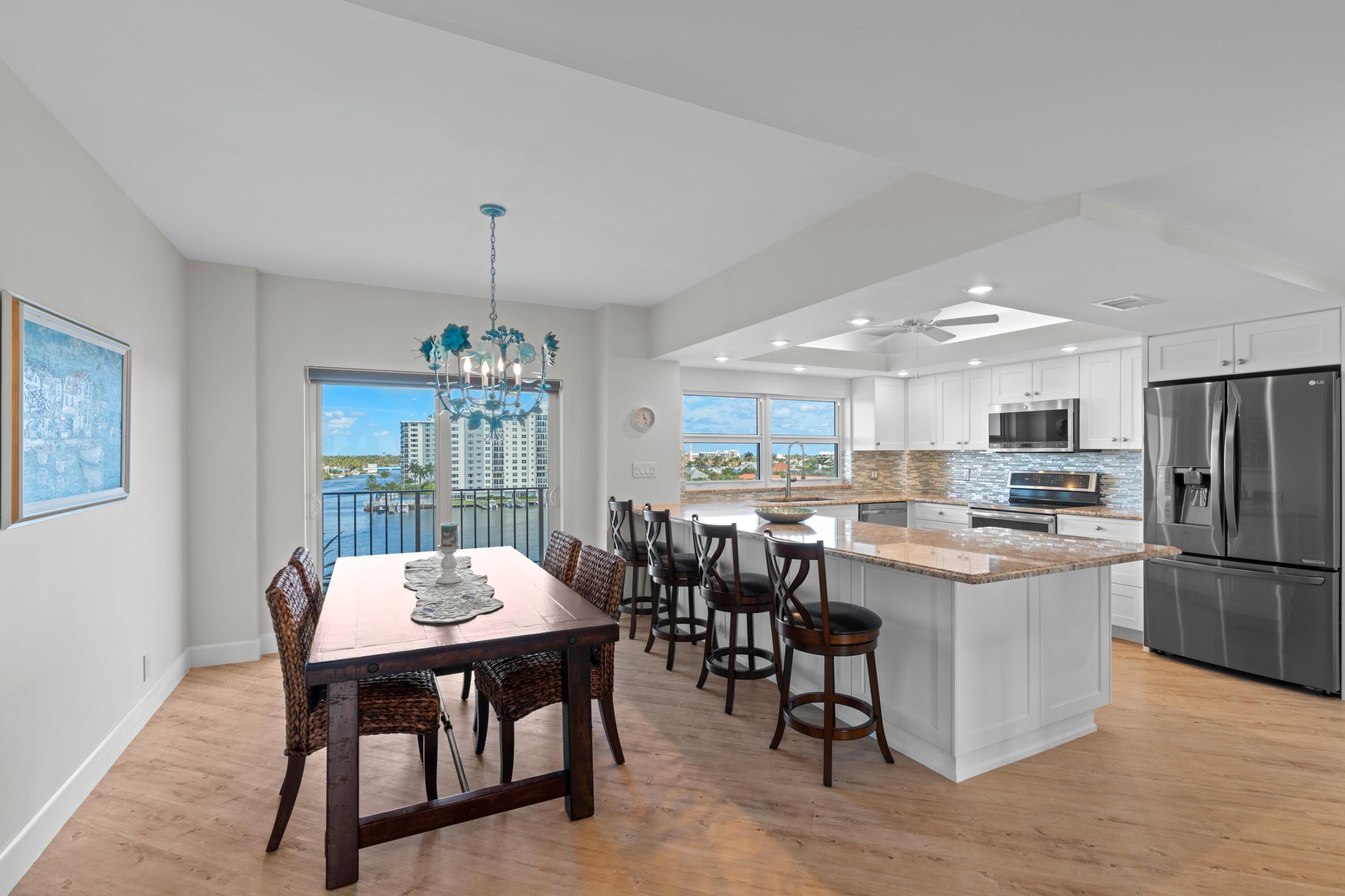 400 Seasage Drive 703