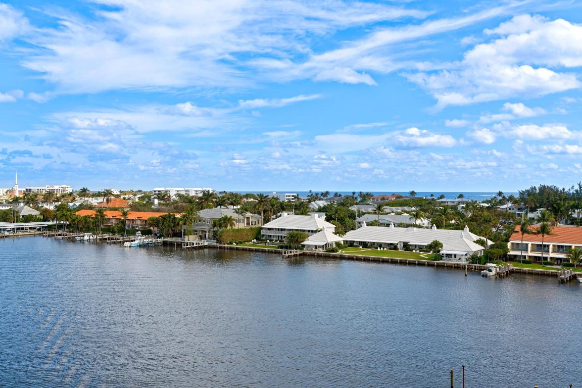 400 Seasage Drive 703