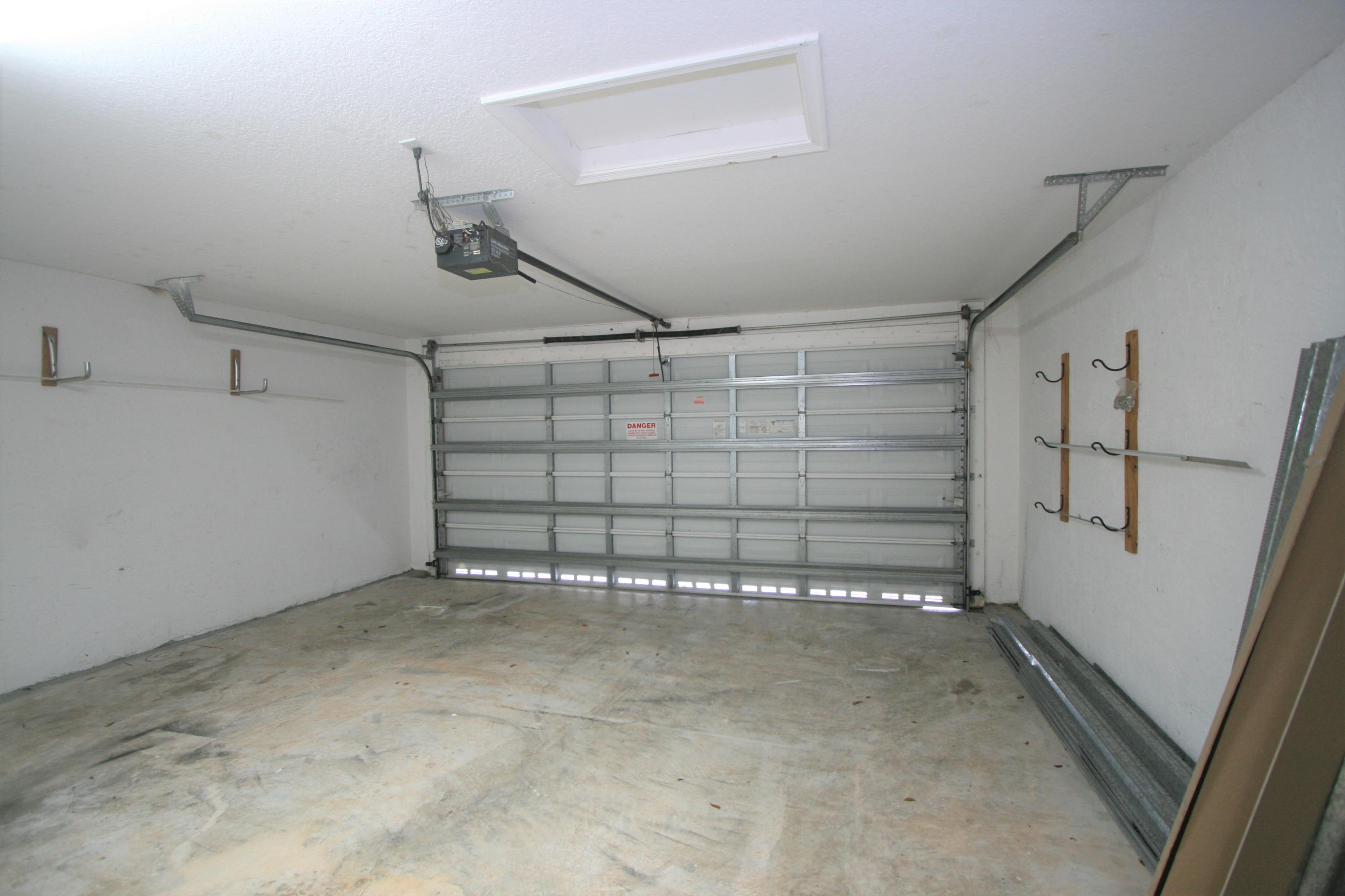 255 Saratoga Boulevard E