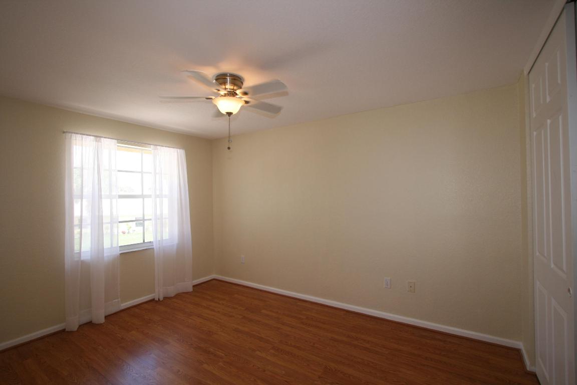 255 Saratoga Boulevard E