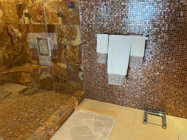 250 S Ocean Boulevard 12c