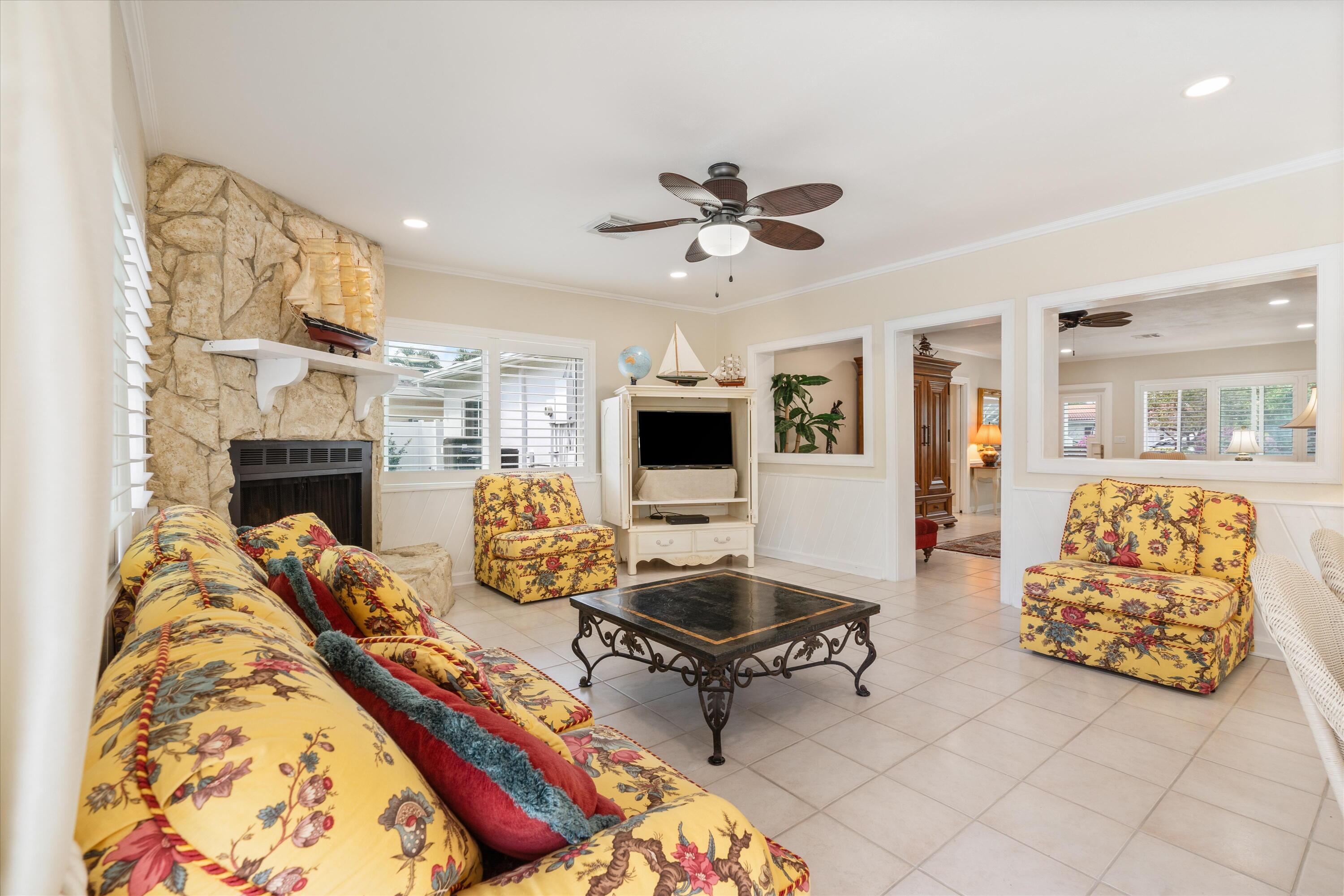 1309 NW 4th Avenue