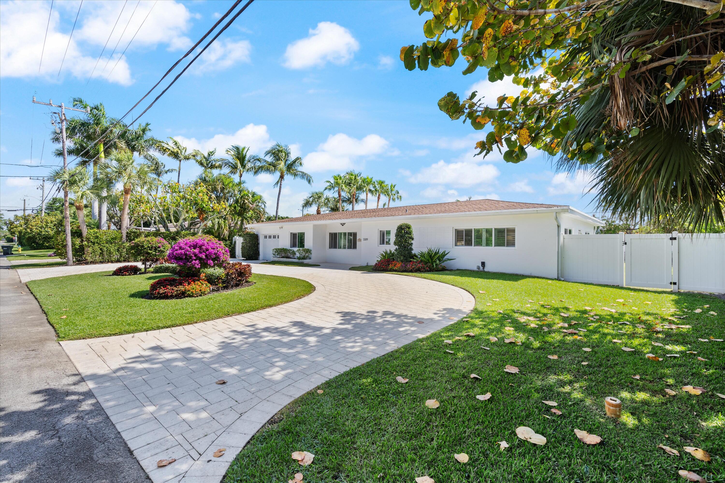 1309 NW 4th Avenue