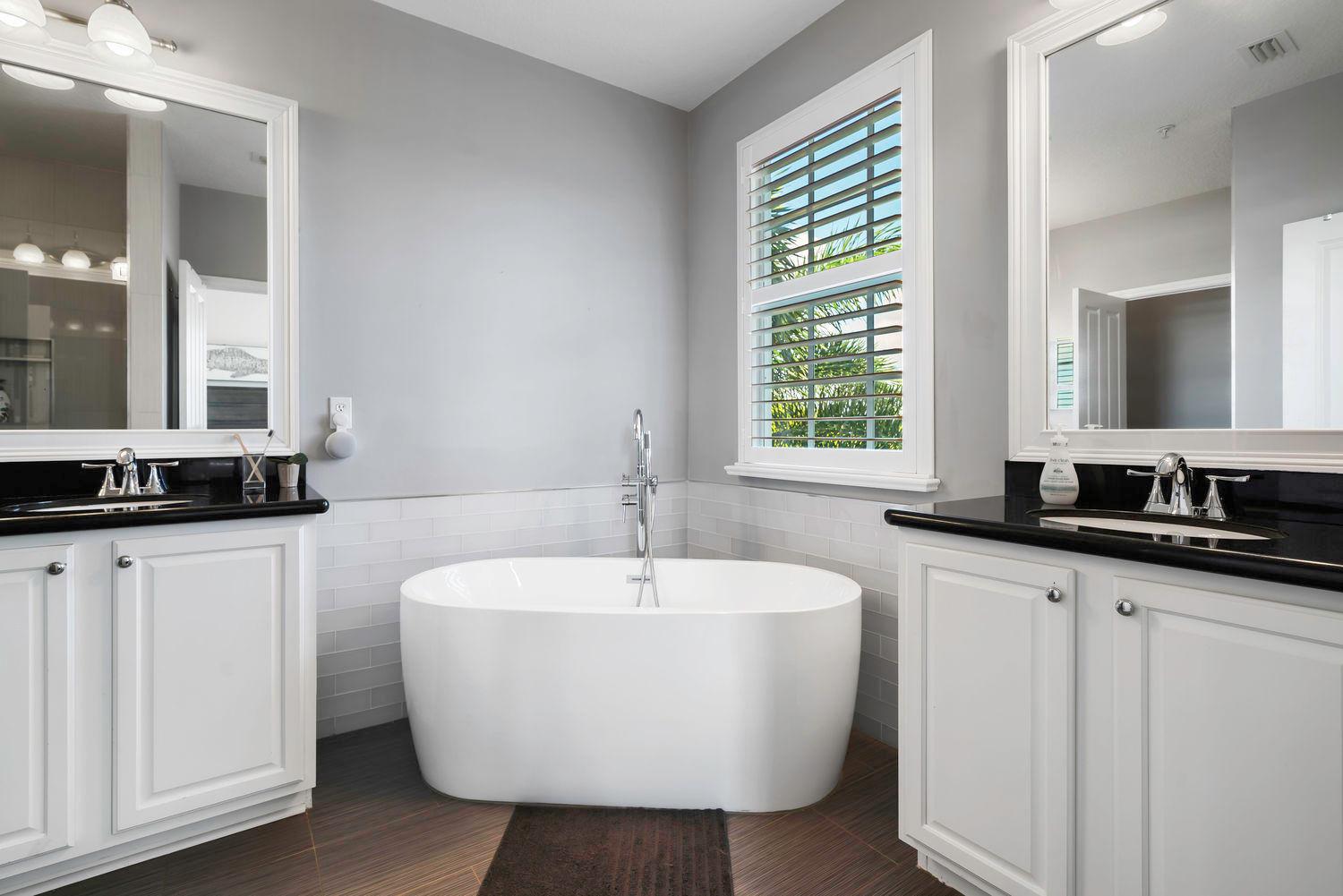 295 NE 5th Avenue 23