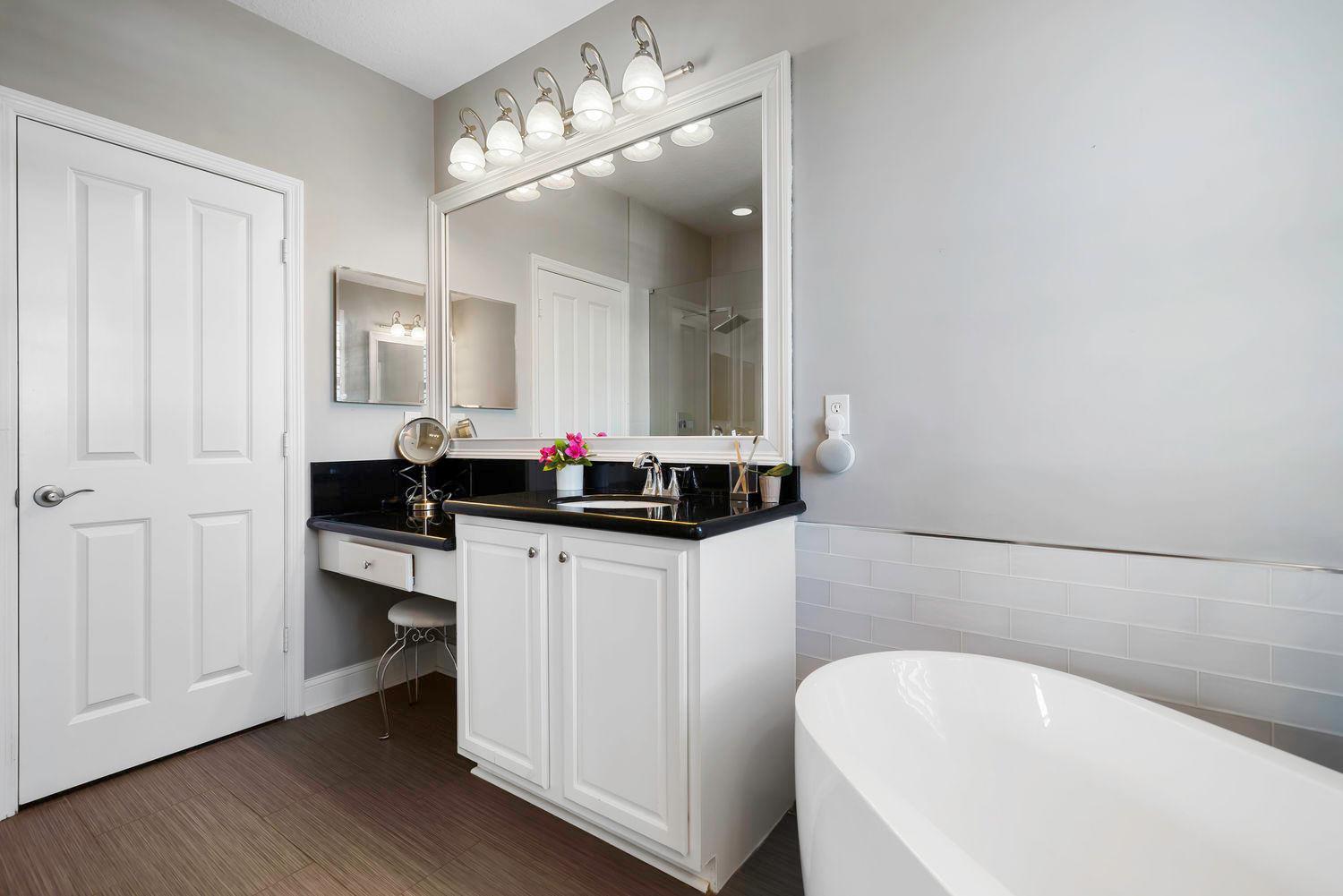 295 NE 5th Avenue 23