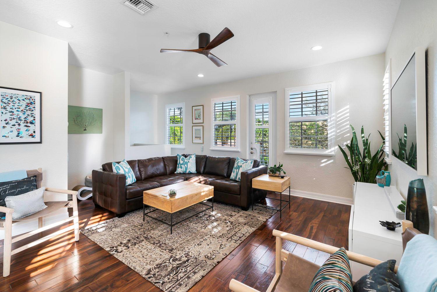 295 NE 5th Avenue 23