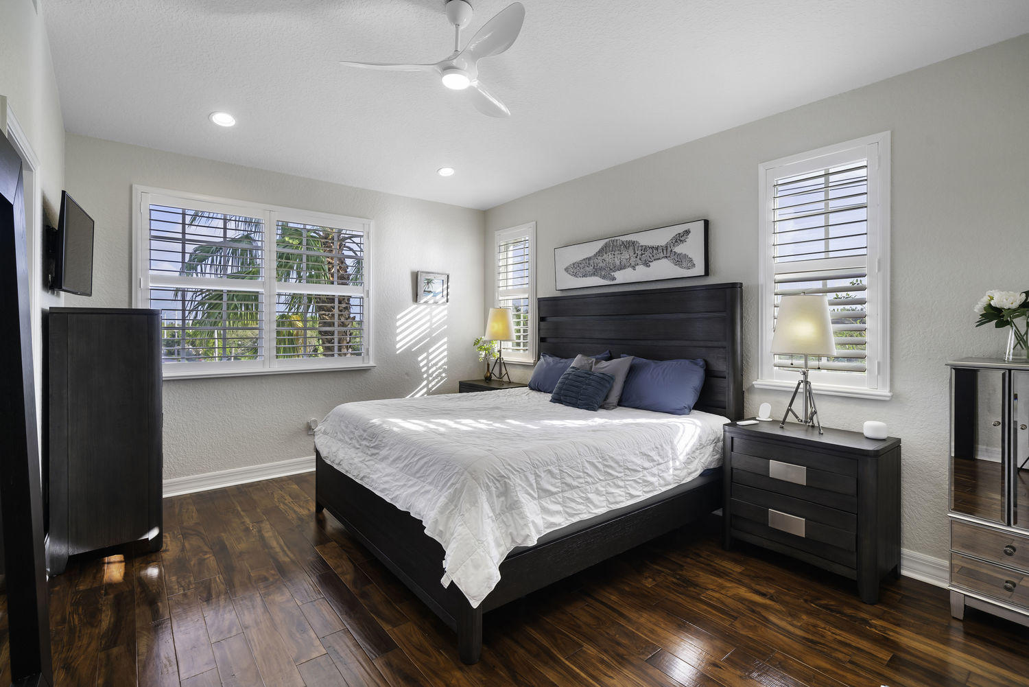 295 NE 5th Avenue 23