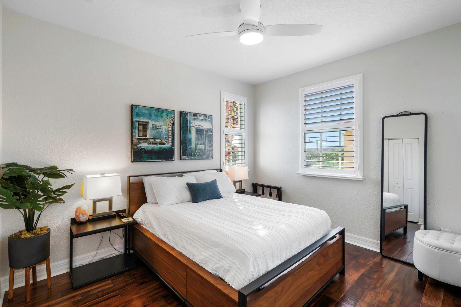 295 NE 5th Avenue 23