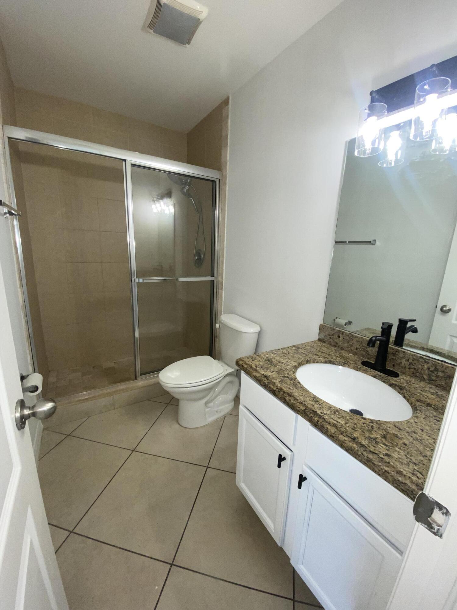 1014 NE 9th Avenue 9