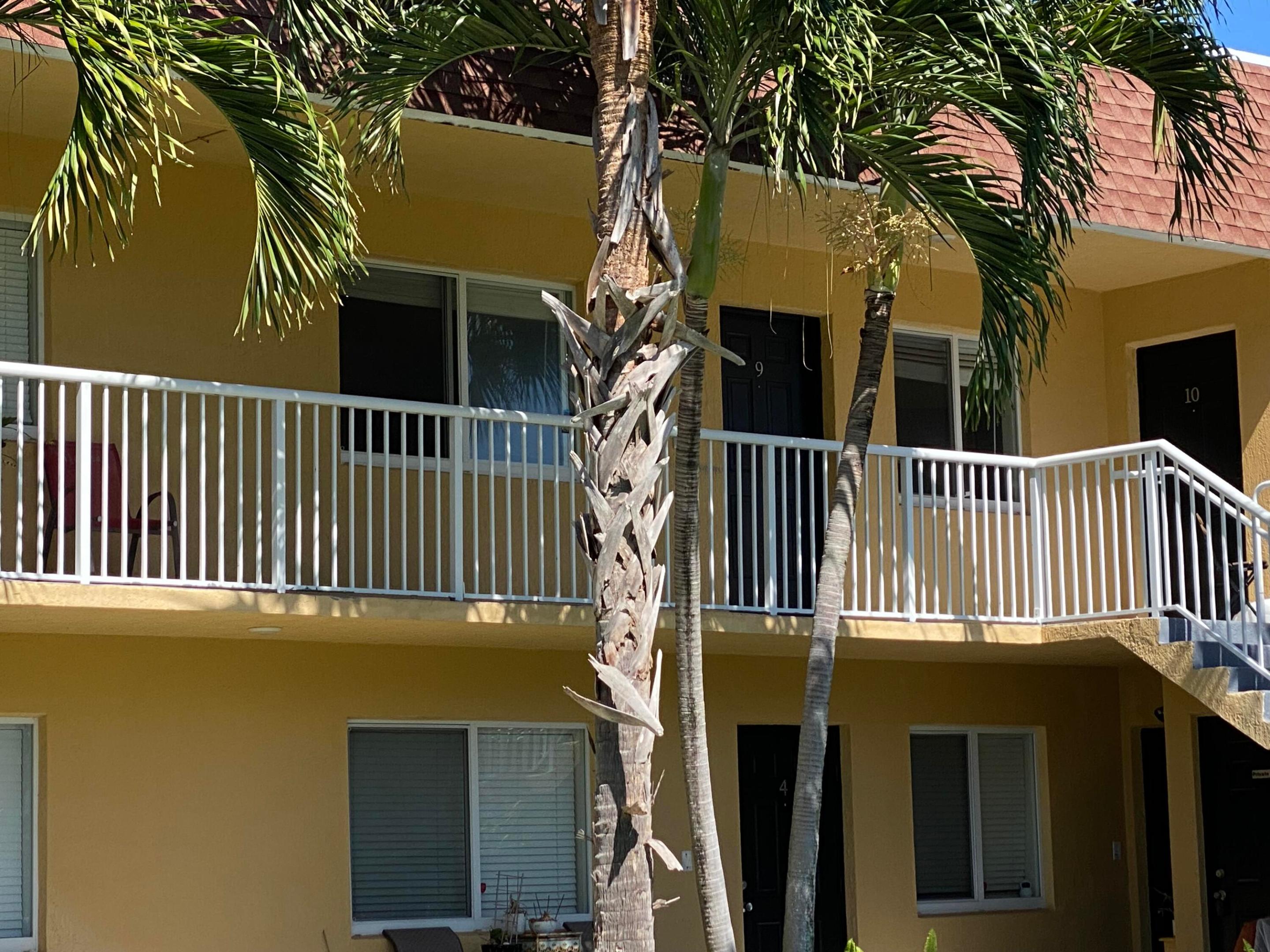 1014 NE 9th Avenue 9