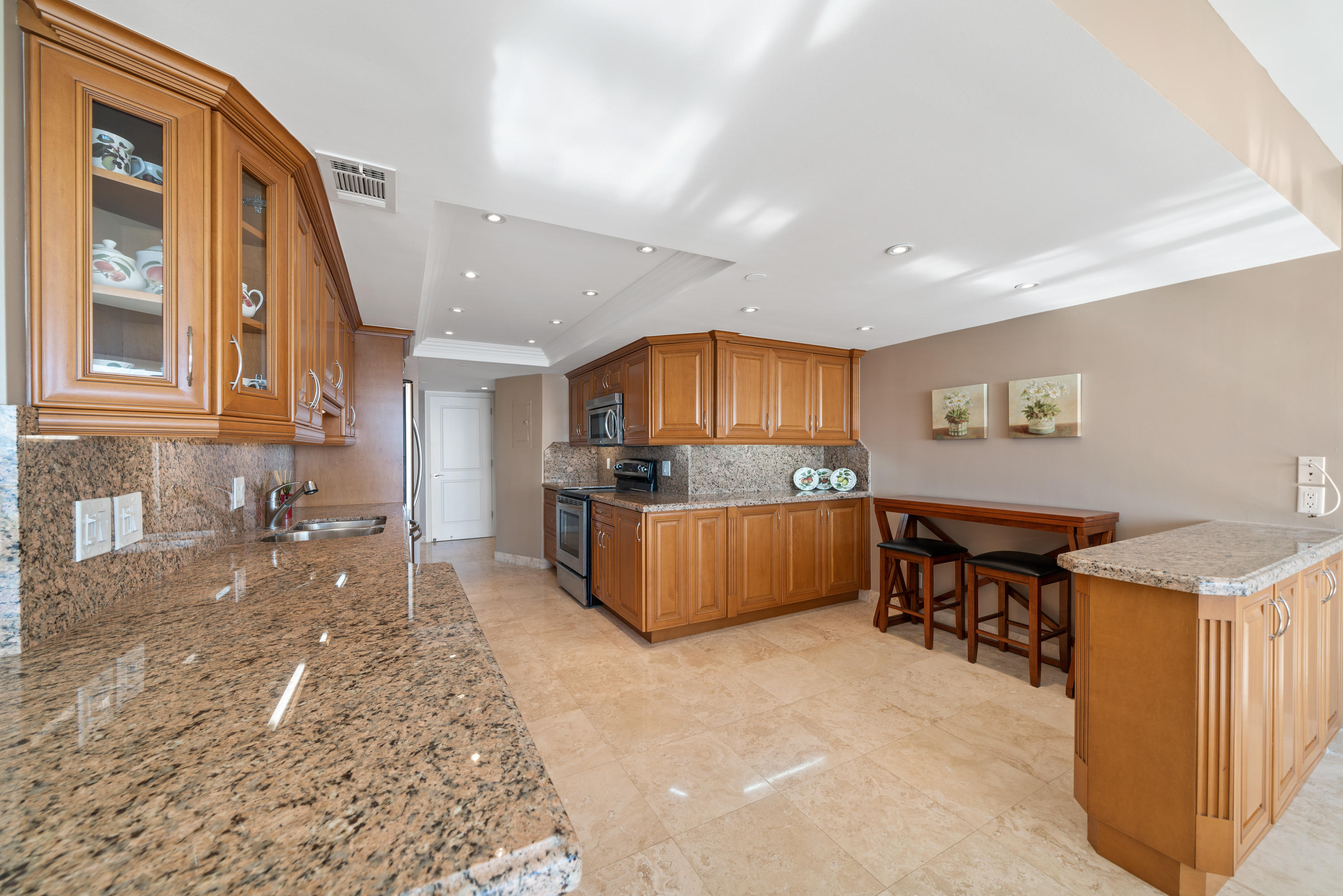 4301 N Ocean Boulevard 802