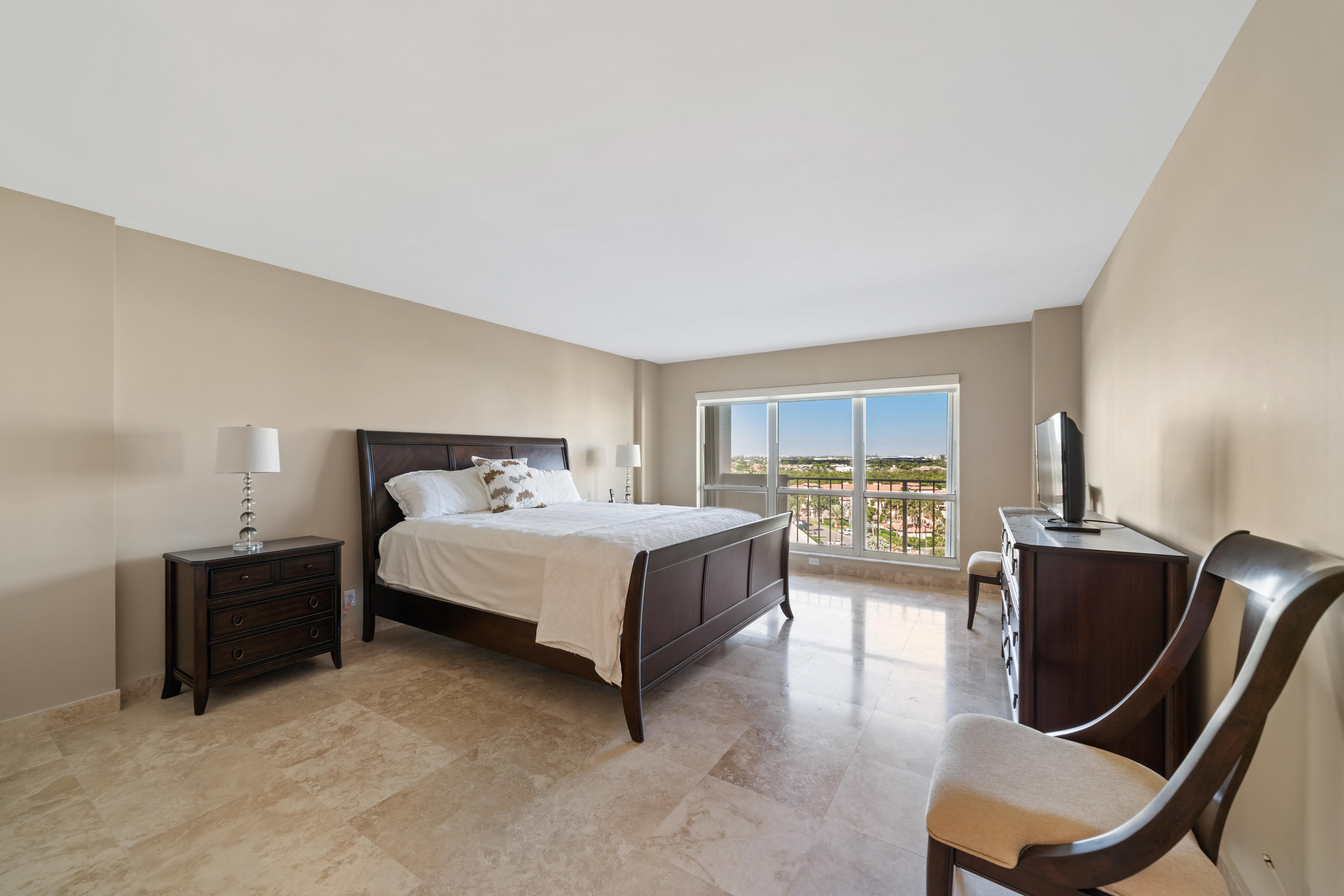 4301 N Ocean Boulevard 802