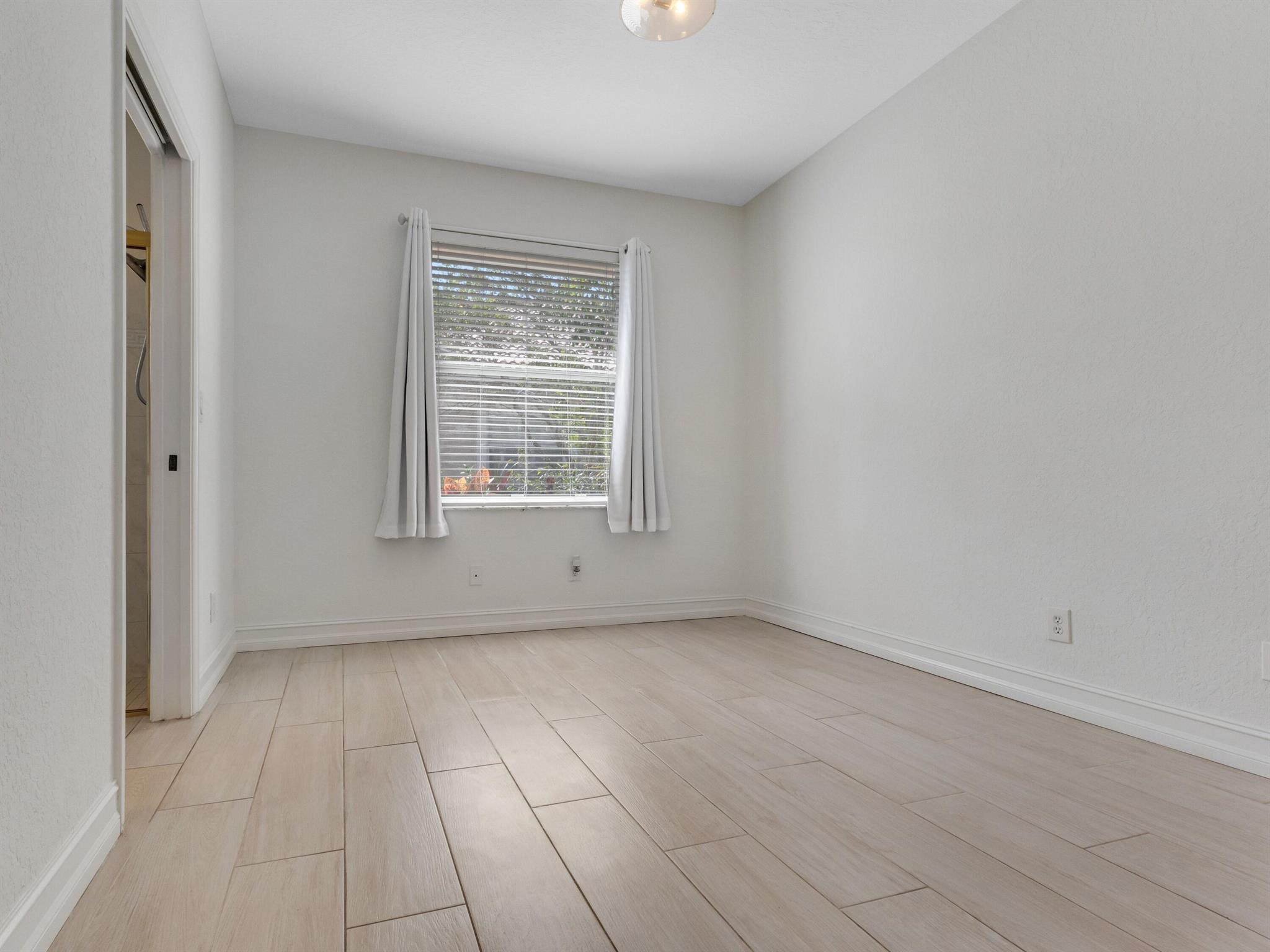 232 W Coral Trace Circle N