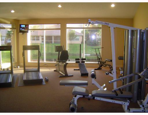 232 W Coral Trace Circle N