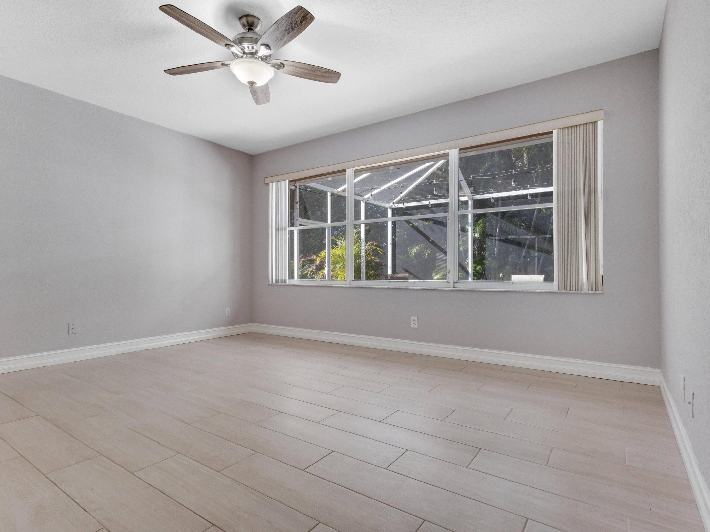 232 W Coral Trace Circle N