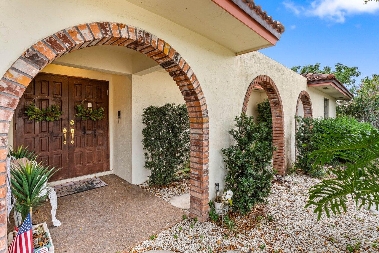 1120 SW 16th Street