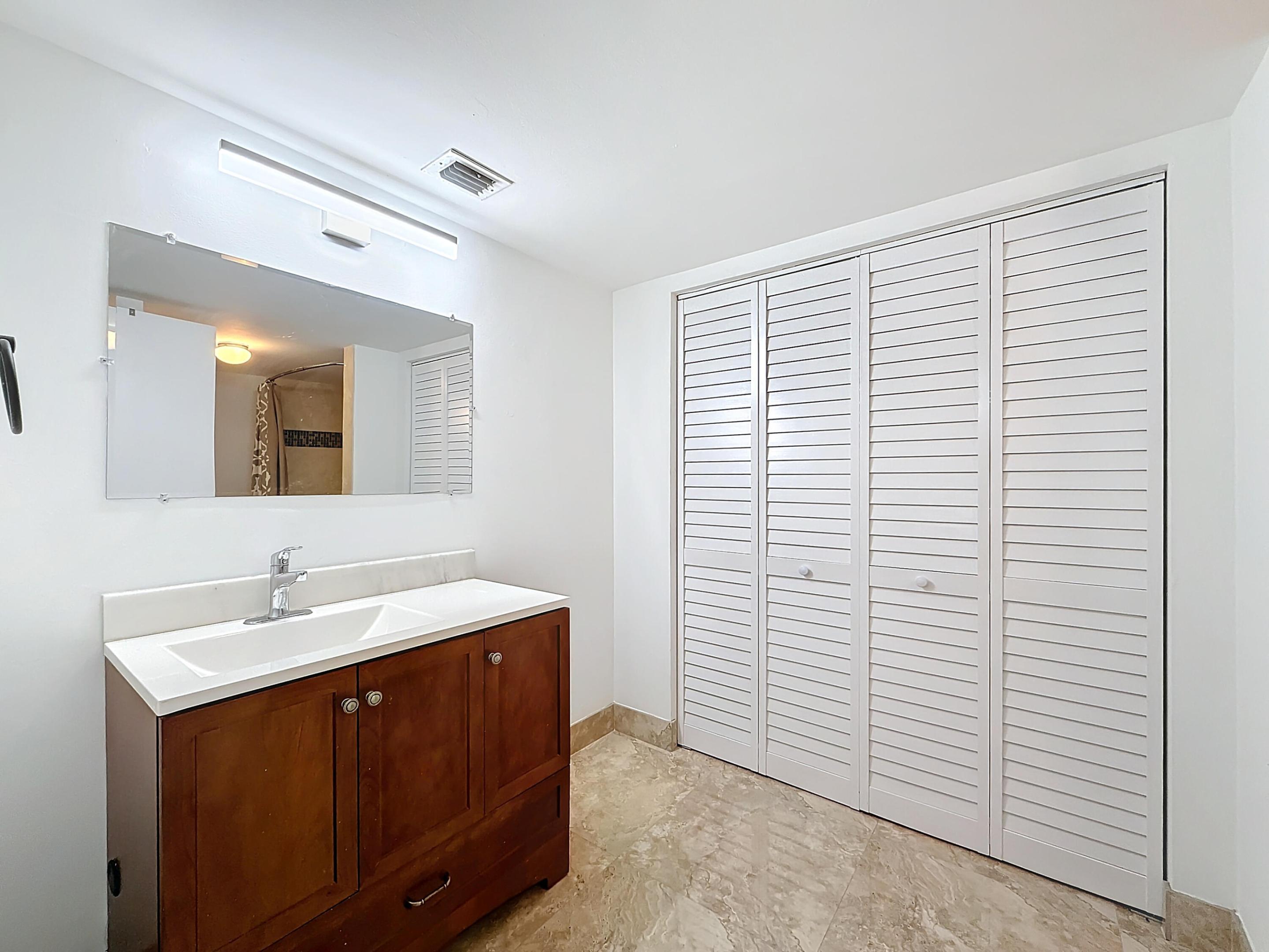 3020 Florida Boulevard 104-C