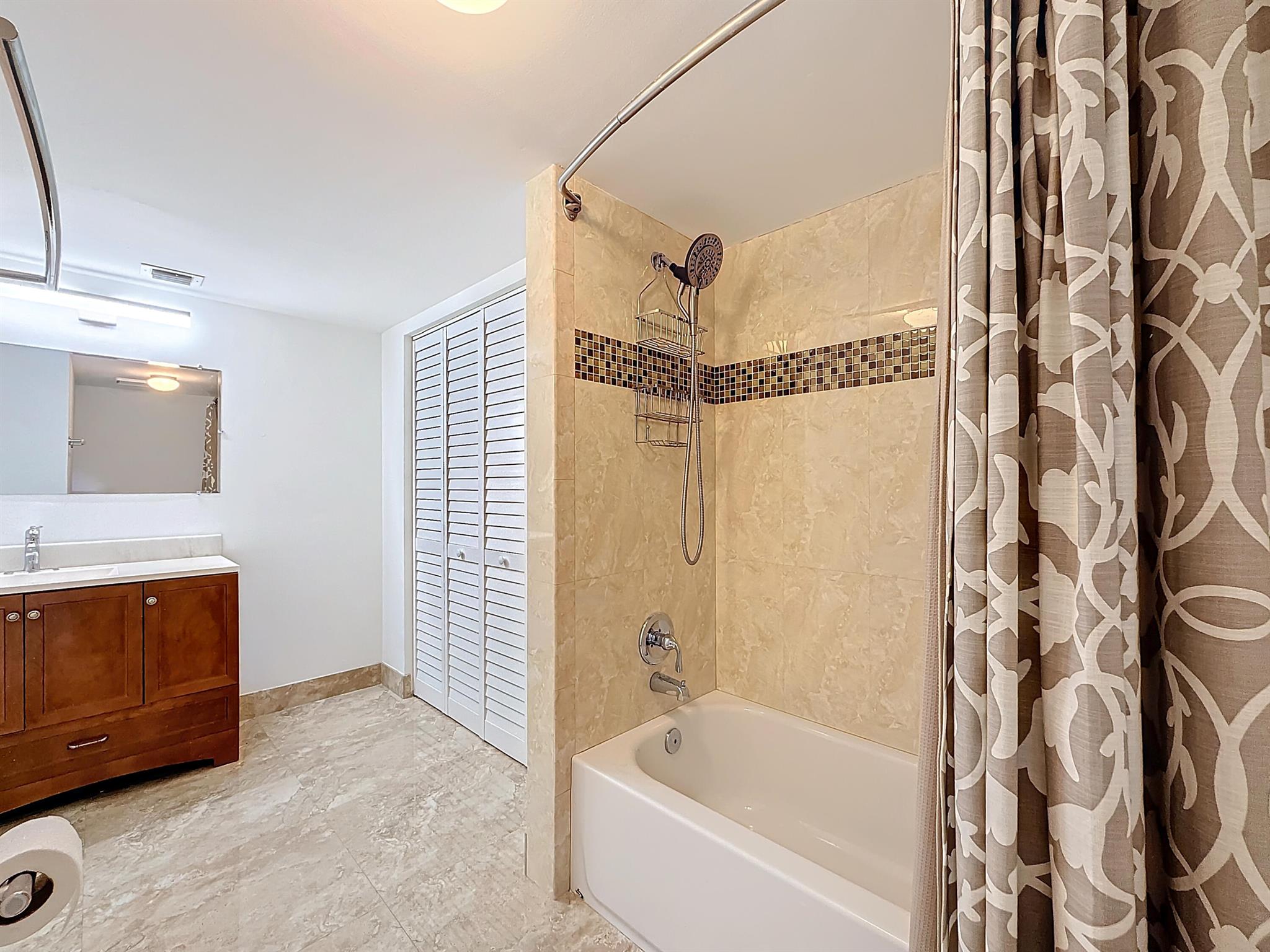 3020 Florida Boulevard 104-C