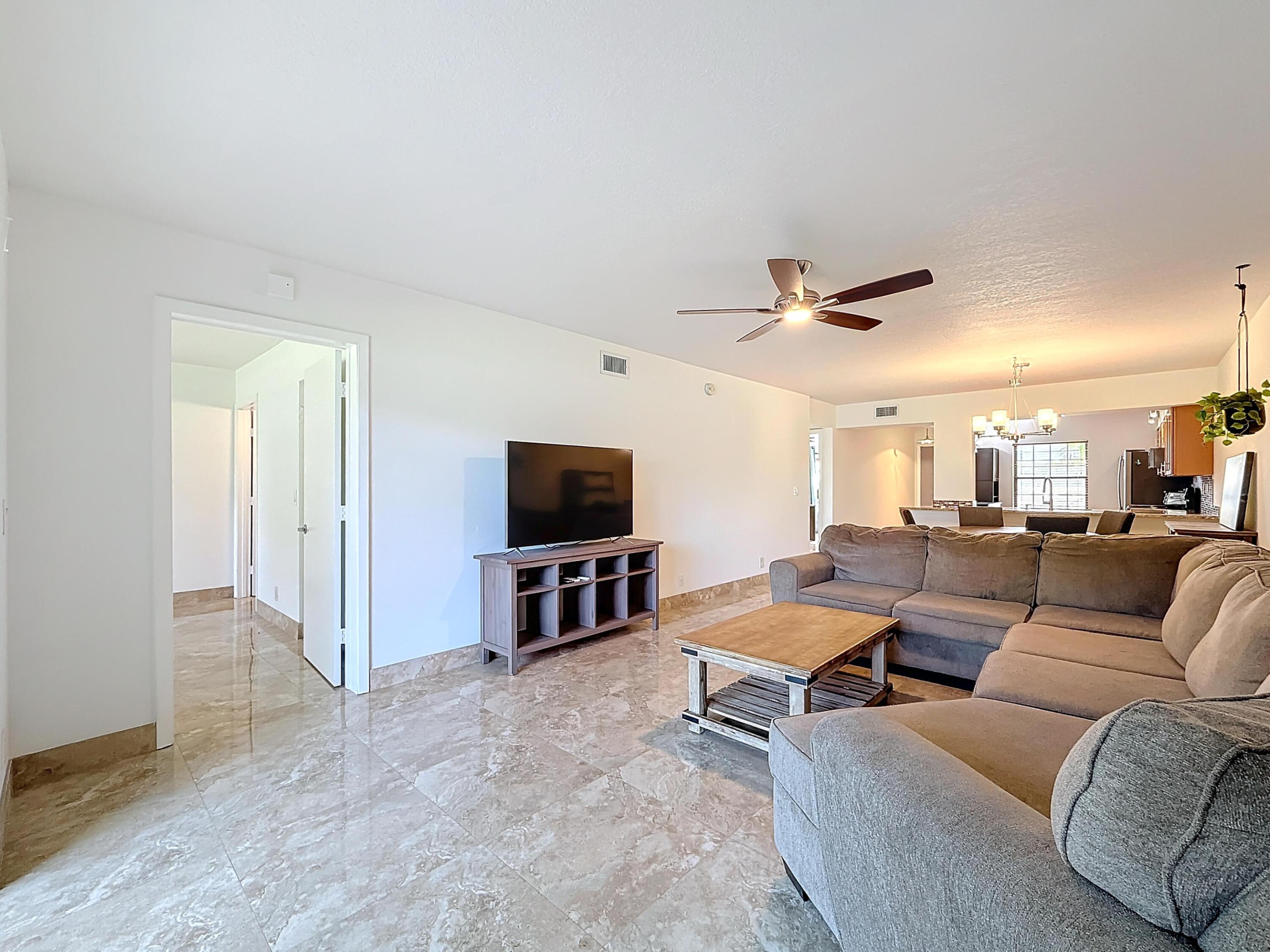 3020 Florida Boulevard 104-C