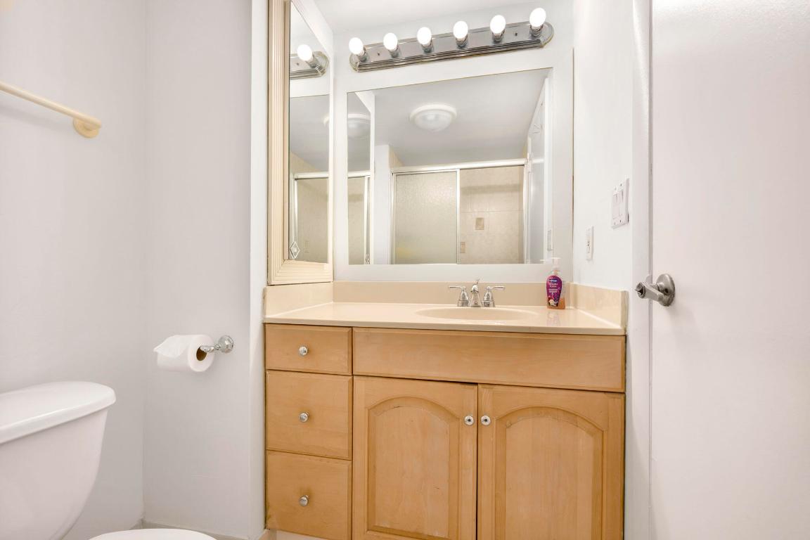 4511 S Ocean Boulevard 101