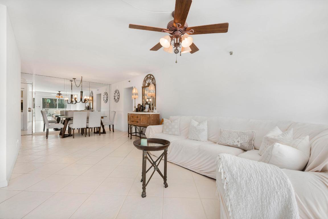 4511 S Ocean Boulevard 101